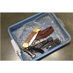 TRAY OF POCKET KNIVES