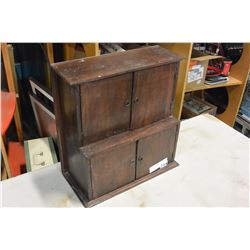 VINTAGE WOOD CASE