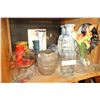 Image 1 : LOT OF VASES