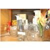 Image 2 : LOT OF VASES