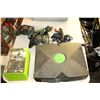 Image 1 : ORIGINAL XBOX 2 CONTROLLERS AND 6 GAMES