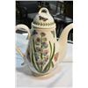 Image 2 : HIGHLY COLLECTIBLE PORTMEIRRON TEAPOT