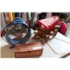 Image 1 : COVERED WAGON LAMP MEAT GRINDER AND TABLE FAN