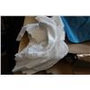 Image 2 : 4 CASES OF PLASTIC BAGS
