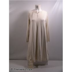 The Possession Em (Natasha Calis) Movie Costumes