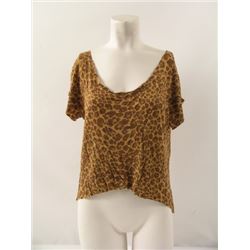 No One Lives Amber (Lindsey Shaw) Movie Costumes