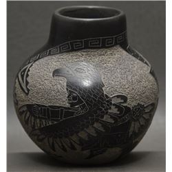 SANTA CLARA POTTERY VASE (TAFOYA)