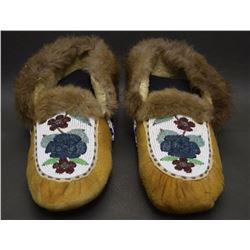 CANADIAN CREE MOCCASINS