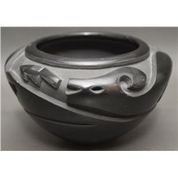 SANTA CLARA POTTERY BOWL (GARCIA)