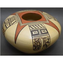 HOPI POTTERY JAR (NAMPEYO)