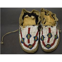 SIOUX BEADED CHILD'S MOCCASINS