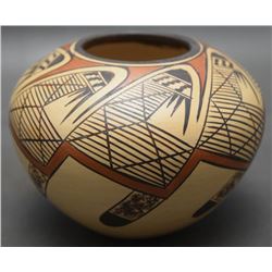 HOPI POTTERY JAR (NAMPEYO)