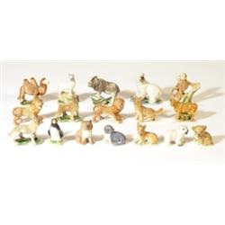 Seventeen assorted early Wade Whimsies inc…