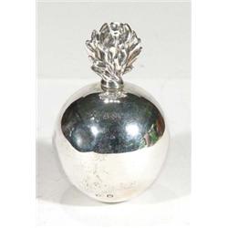 Globular silver lighter, London 1914, 8cm …