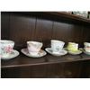 Image 2 : LOT OF TEA CUPS & SAUCERS
