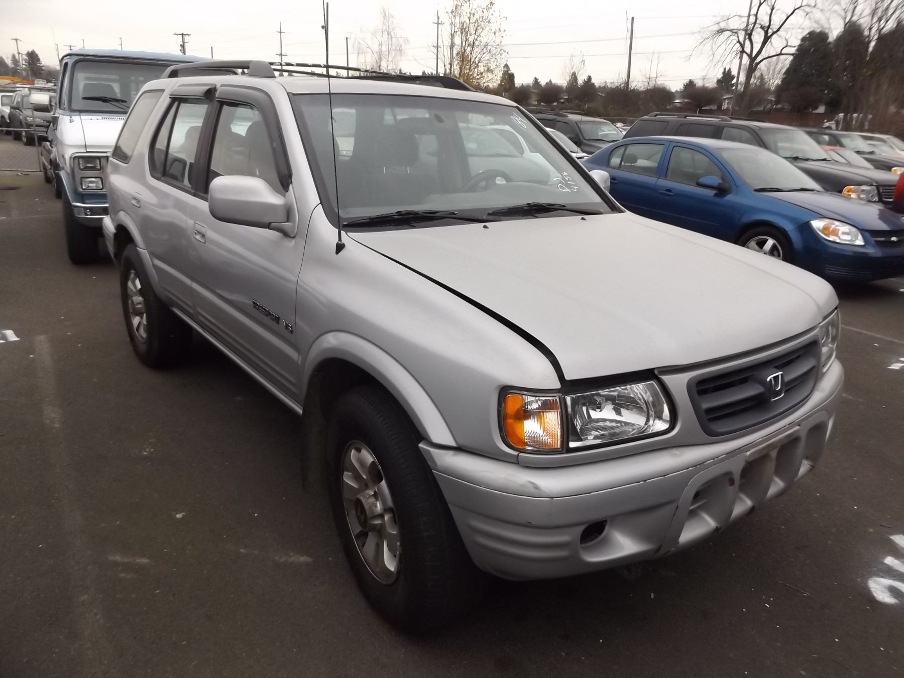 Honda passport 2000