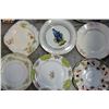 Image 2 : BOX OF COLLECTOR PLATES