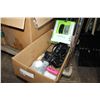 Image 1 : TRAY OF ELECTRONICS