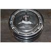 Image 1 : FOUR SS HUBCAPS 13 INCH