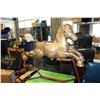 Image 1 : CHILDS SPRING HORSE