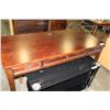 Image 1 : MODERN DESK