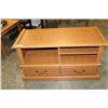 Image 1 : OAK ENTERTAINMENT STAND