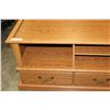 Image 3 : OAK ENTERTAINMENT STAND