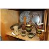 Image 1 : LOT OF DECORATIVE POTTERY ETC