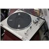 Image 2 : LUXMAN RECORD PLAYER
