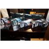 Image 1 : LOT OF LONGCHAMP CRYSTAL GLASSES AND TRAY IN BOX