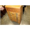 Image 2 : VINTAGE MAPLE 4 DRAWER HIGHBOY DRESSER