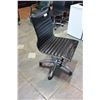 Image 2 : ROLLING GAS LIFT OFFICE CHAIR