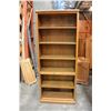 Image 2 : OAK BOOKSHELF