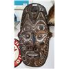 Image 1 : LARGE WOODEN TRIBAL MASK