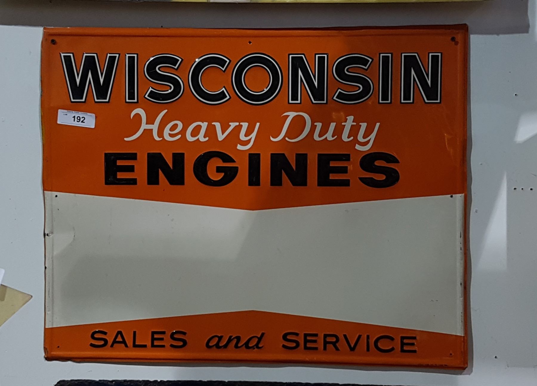 VINTAGE WISCONSIN ENGINES TIN SIGN