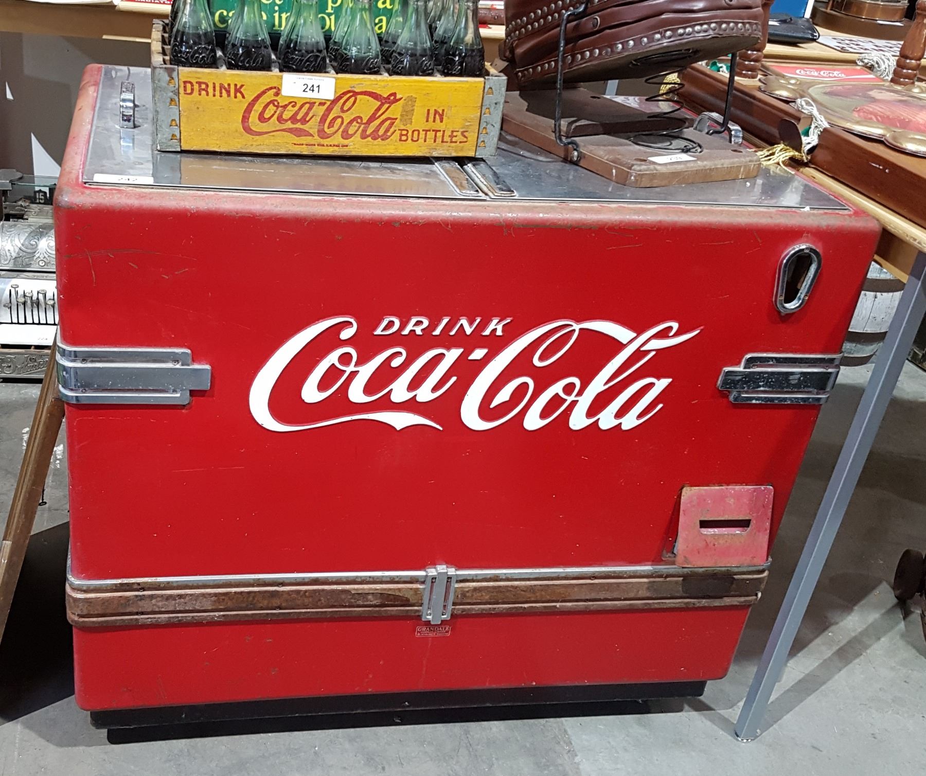 VINTAGE COCA COLA COOLER