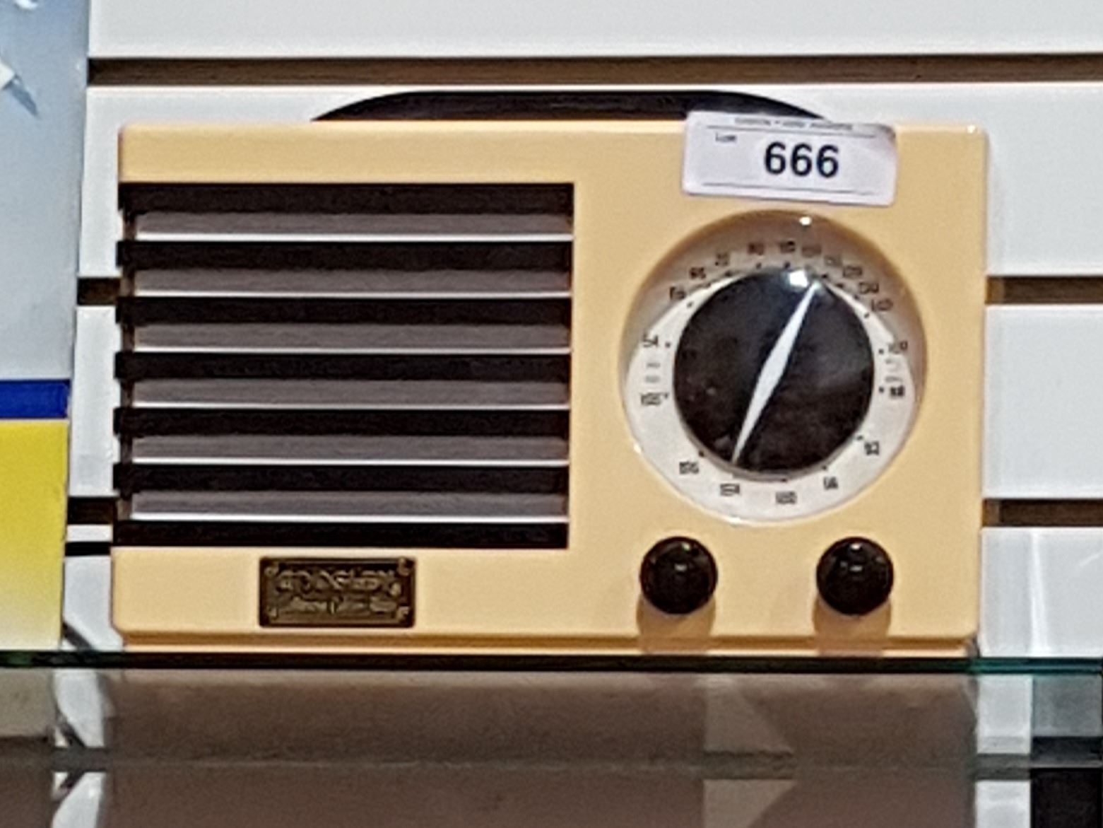 CROSLEY COLLECTOR'S EDITION AM/FM RADIO & CASSETTE PLATER