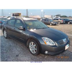 2004 - NISSAN MAXIMA