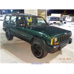 1997 - JEEP CHEROKEE // SALVAGE