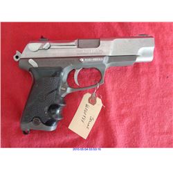 RUGER P90
