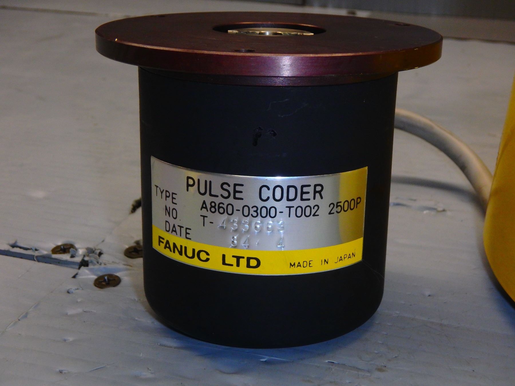 FANUC A860-0300-T002 2500P PULSE CODER WITH DC MOTOR CAP - BTM Industrial