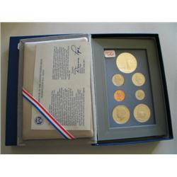 1986 COMMEMORATIVE COIN SET