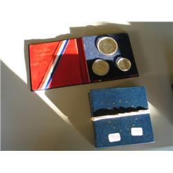 LOT, (2) 1976 BICENTENNIAL 3 PC PROOF SETS