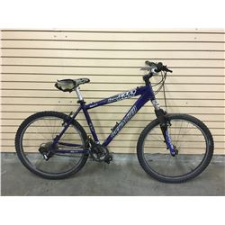 BLUE SPECIALIZED HARDROCK FRONT SUSPENSION MOUNTAIN BIKE