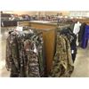 Image 2 : MOBILE RETAIL CLOTHING DISPLAY RACK, APPROX. 3' X 3', SQUARE