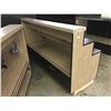 Image 2 : 6' STEPPED RETAIL DISPLAY STAND