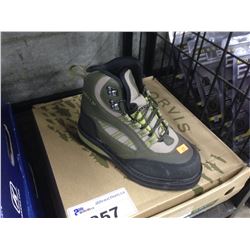ORVIS ENCOUNTER WOMEN'S HIKING BOOT, SIZE 5