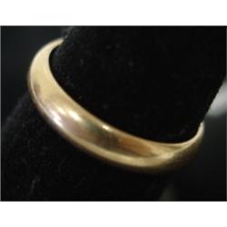 LADIES' 14K GOLD WEDDING BAND