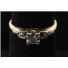 Image 1 : LADIES' 14K YELLOW GOLD DIAMOND RING