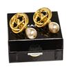Image 7 : Chanel Gold CC Logo Faux Pearl Drop Clip On Earrings